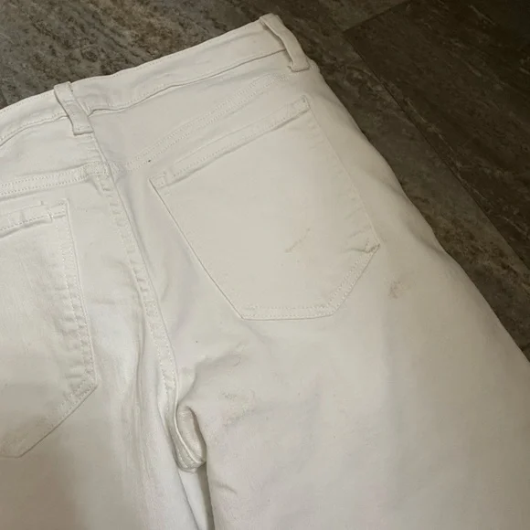 Banana Republic White Skinny Jeans - Picture 6 of 11